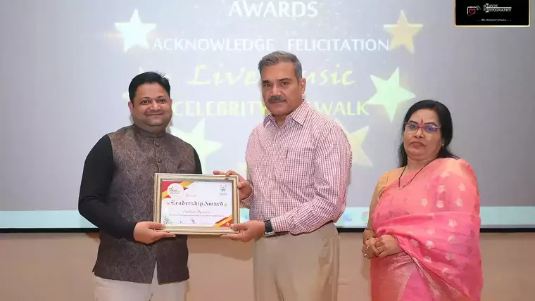 Award 8